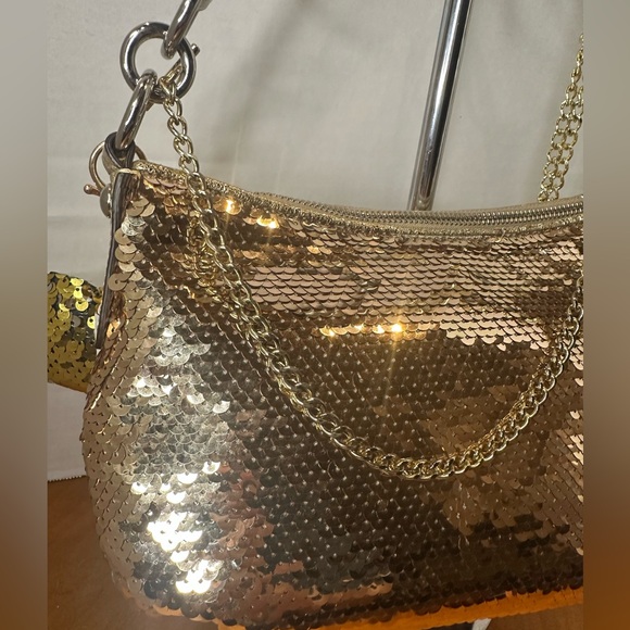 Coach Y2K Poppy 20010 Gold Sequin Women\'s Bag